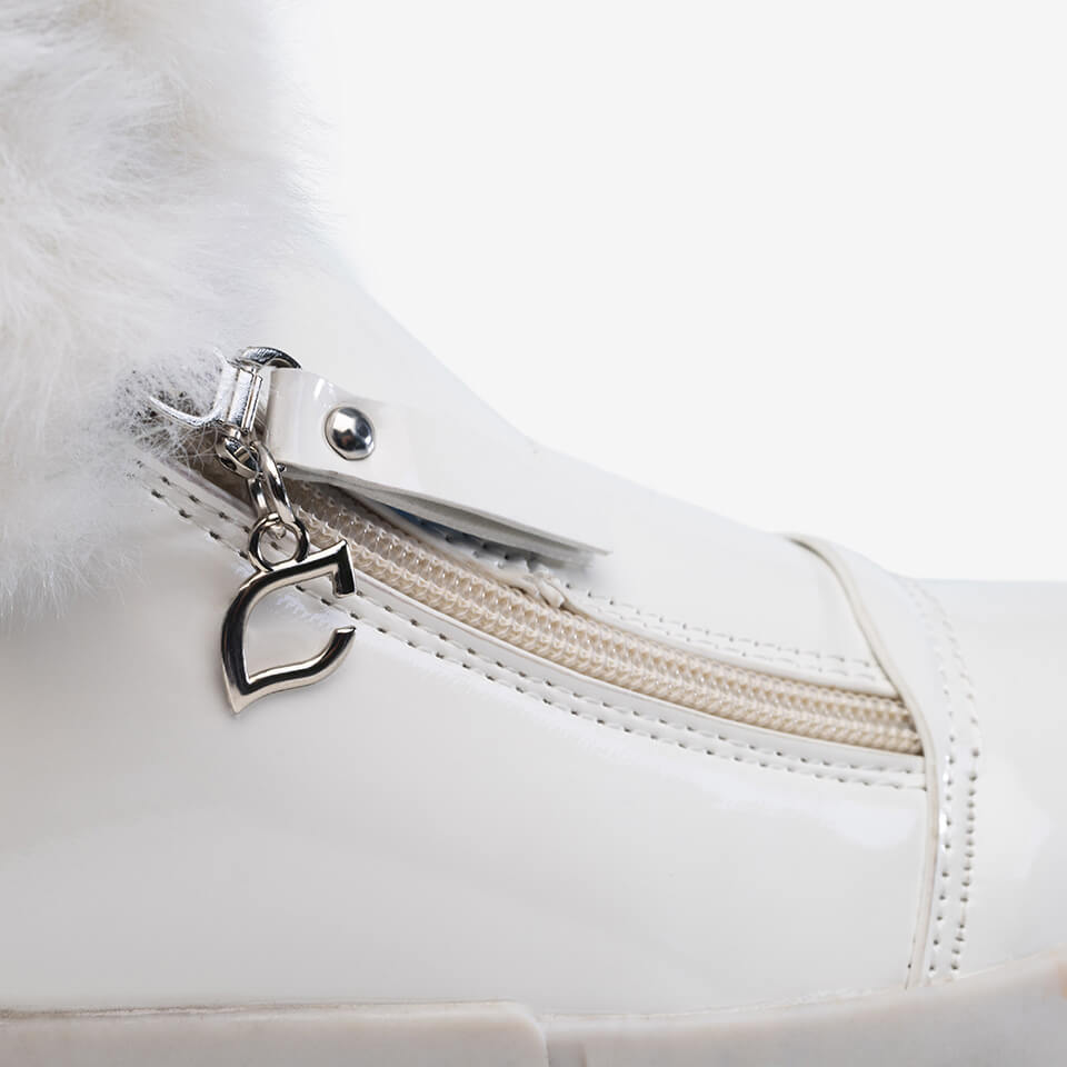 ELEGANCKIE OCIEPLANE BUTY CRYSTAL
