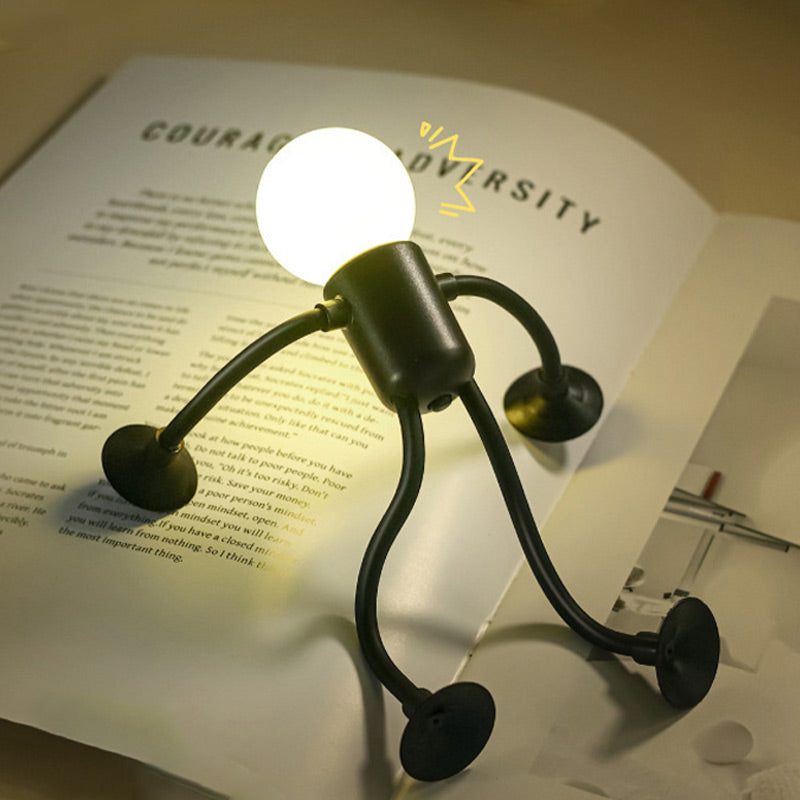 【🔥Kup 2 i otrzymaj 1 gratis】💡Nocna lampka zabawnego, zmiennokształtnego sportowca