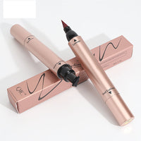 ✨Kup 1 i otrzymaj 1 gratis✨Podwójny trójkątny eyeliner w płynie