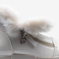 ELEGANCKIE OCIEPLANE BUTY CRYSTAL