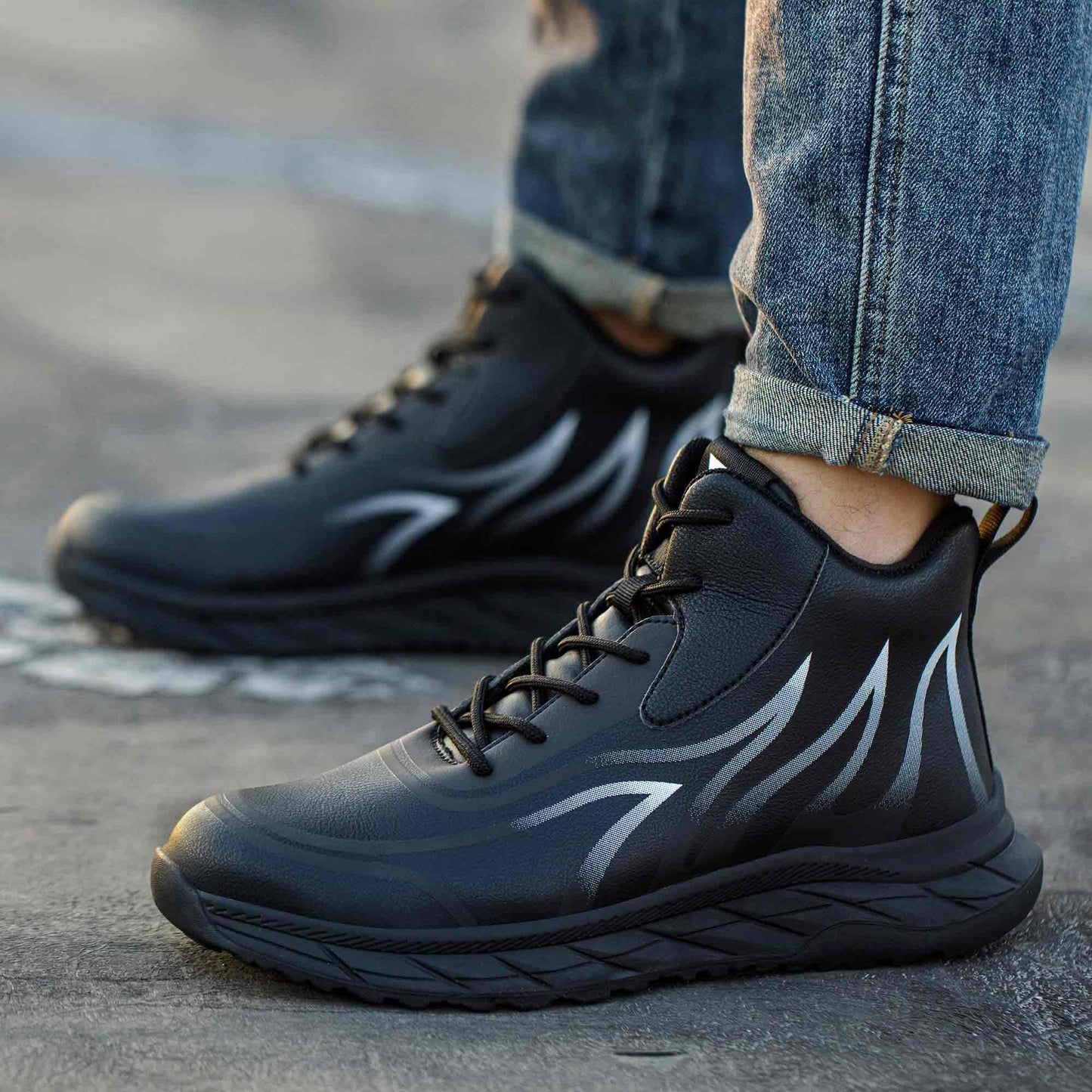 Polar Black