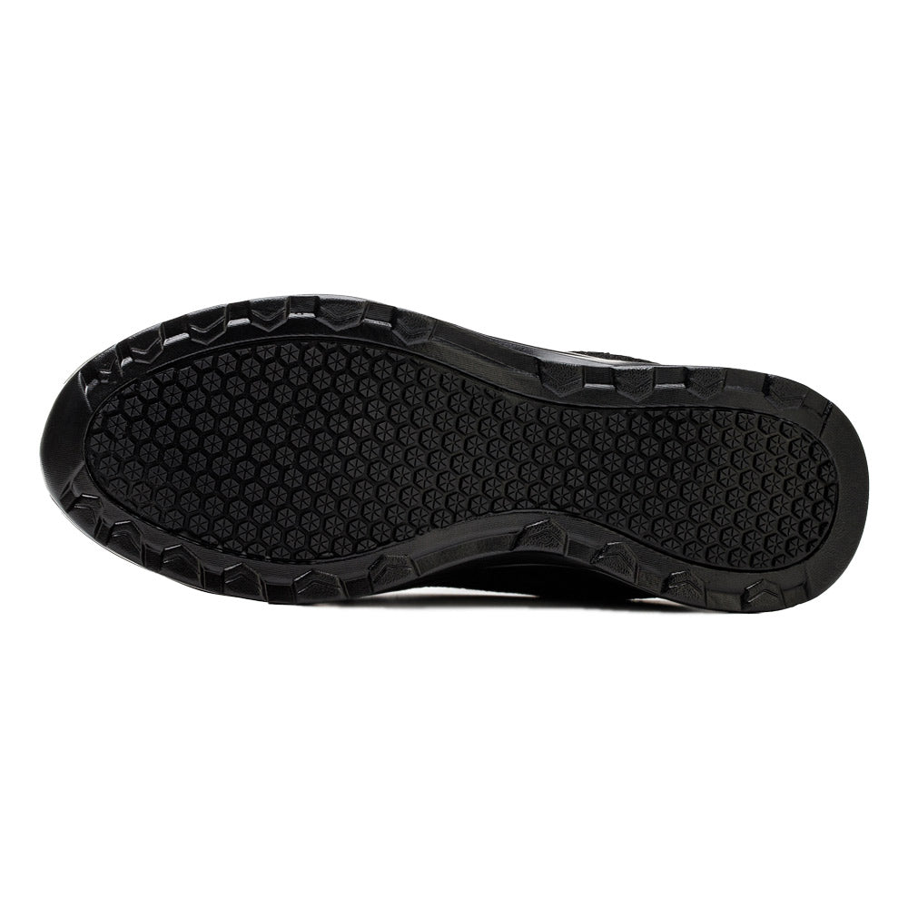 Delta Black