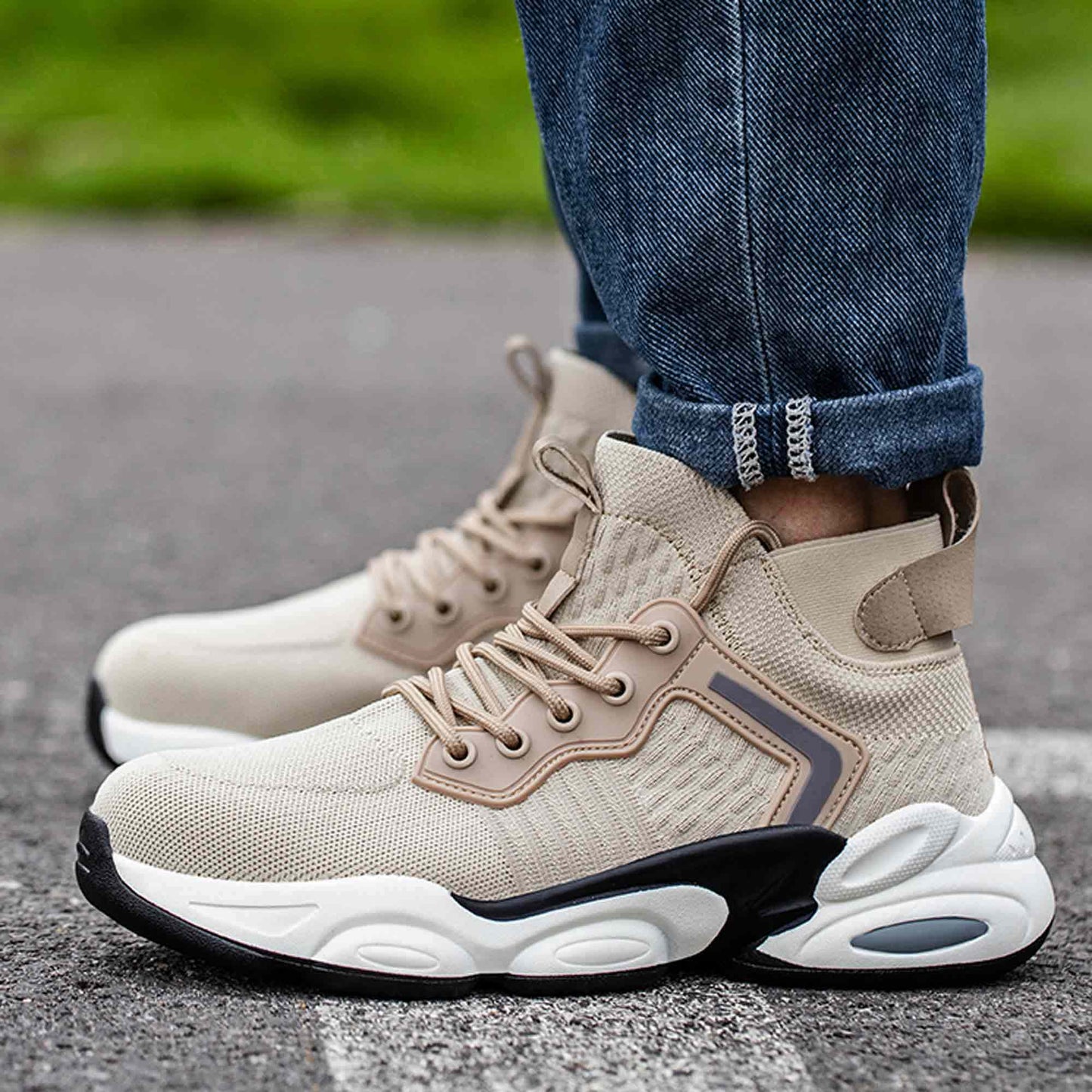 Leo Beige