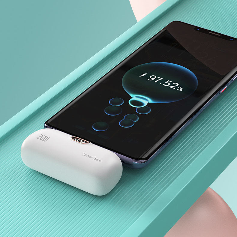 Przenośny, bezprzewodowy power bank o pojemności 5000 mAh i rozmiarze szminki