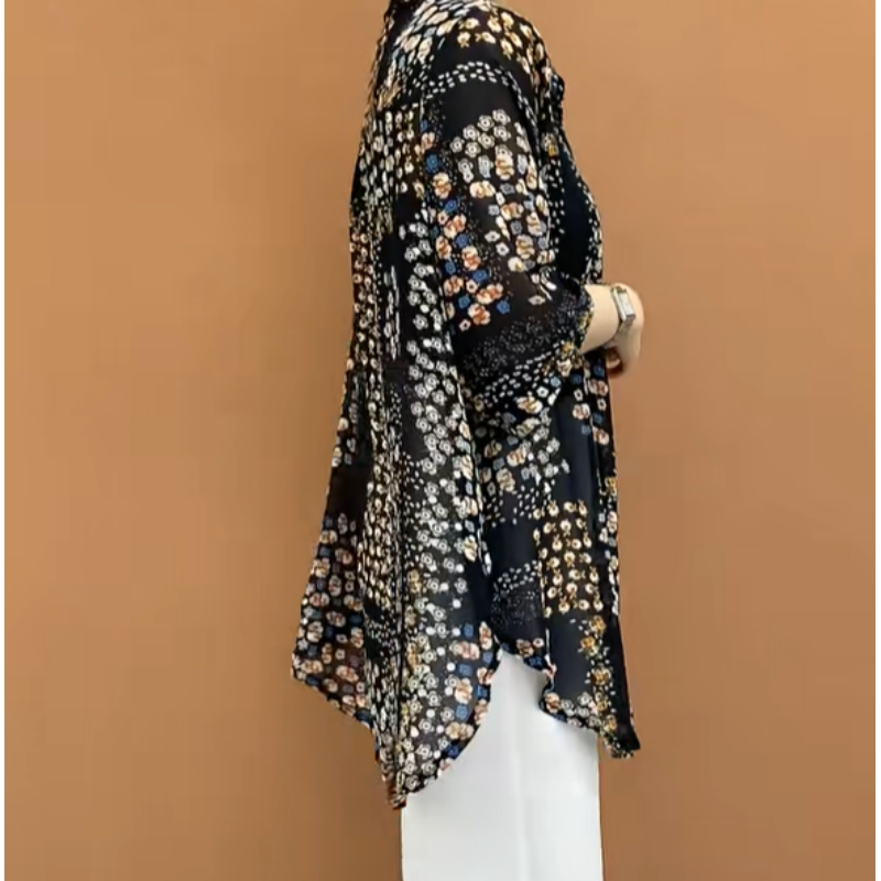 Cienka koszula damska w średnim wieku o średniej długości🌸