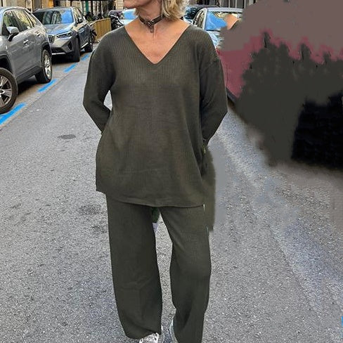 💕T-shirt z dekoltem w szpic i spodnie z szerokimi nogawkami, zestaw dwuczęściowy