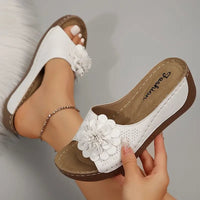 🌸 Damskie Wygodne Sandały Slip-On z Kwiatem