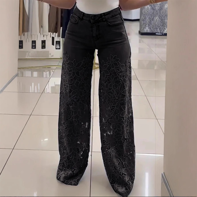 👖Modne dżinsy z koronkowymi naszywkami